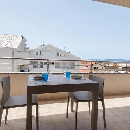 Sunset Panorama Apartment *